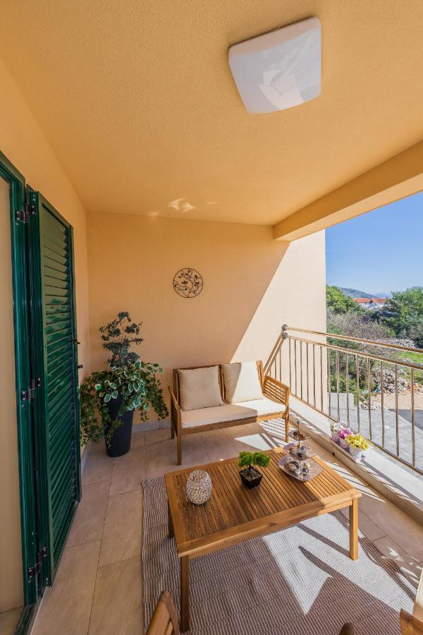 טרוגיר Ivana Apartment מראה חיצוני תמונה