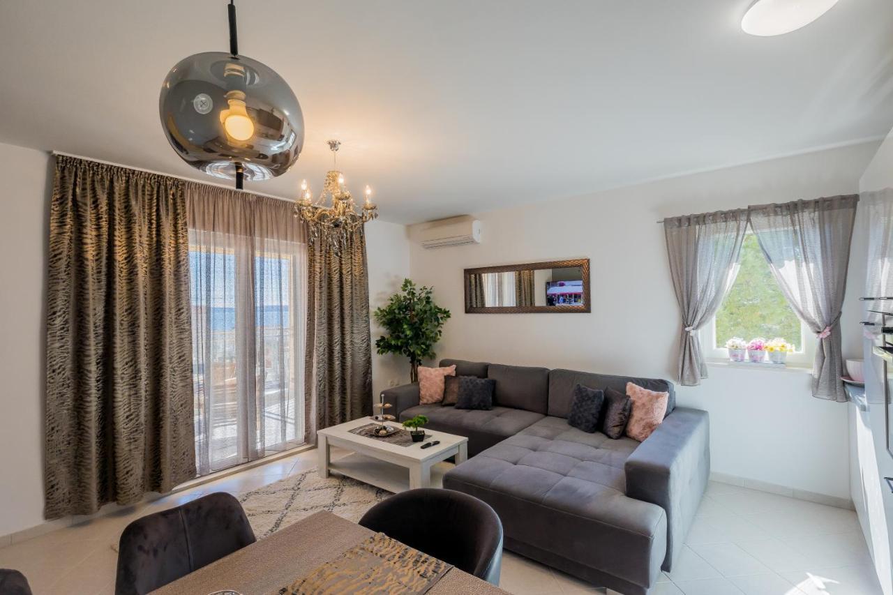 טרוגיר Ivana Apartment מראה חיצוני תמונה