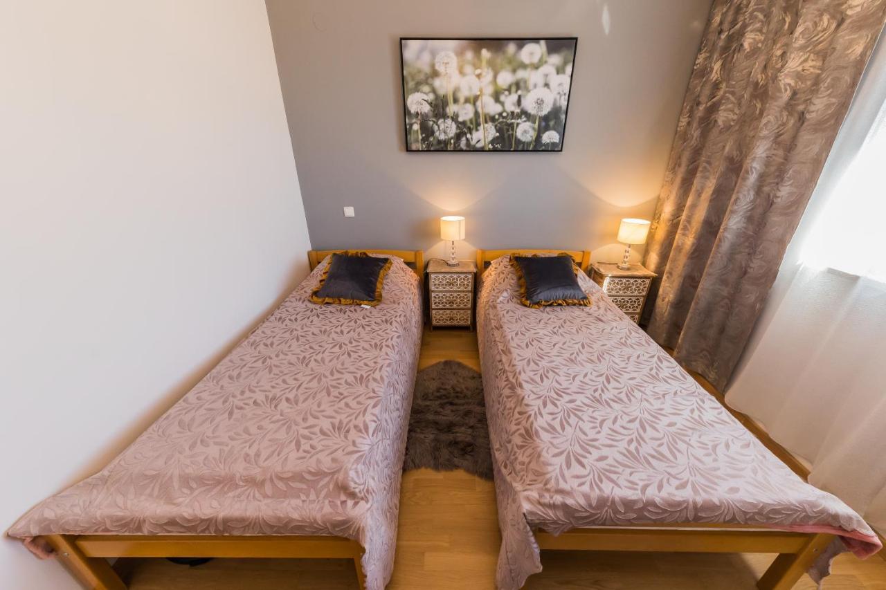 טרוגיר Ivana Apartment מראה חיצוני תמונה
