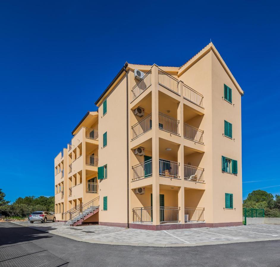 טרוגיר Ivana Apartment מראה חיצוני תמונה